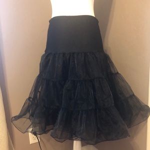 Grace Karin black crinoline